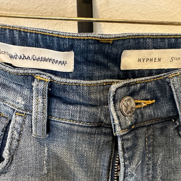 Embroidered Frayed Denim Shorts - Picture 3 of 5